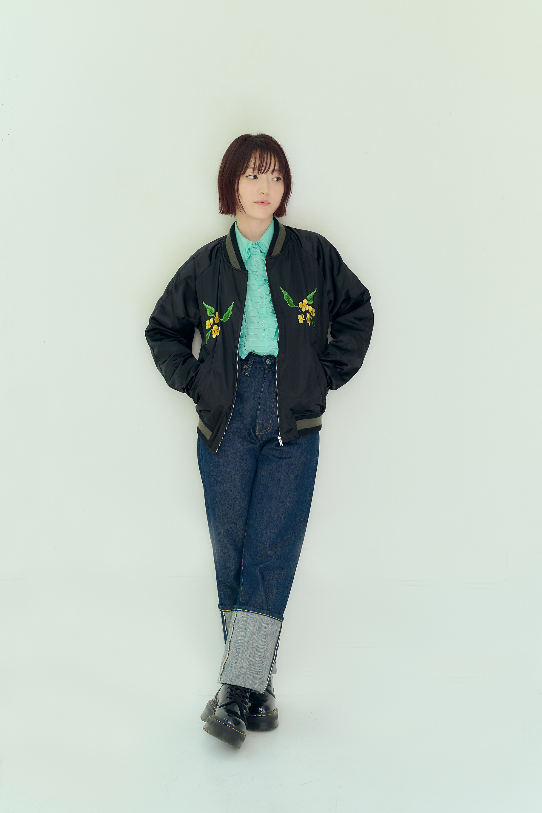 花澤香菜：20周年記念オリジナルスカジャン | きゃにめ